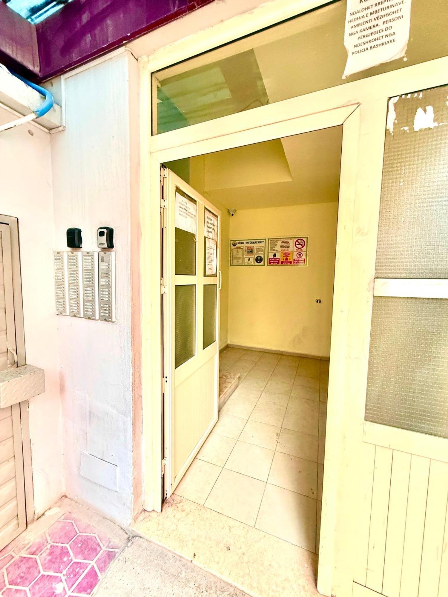 Seaview's Family Flat Апартаменти Вльора