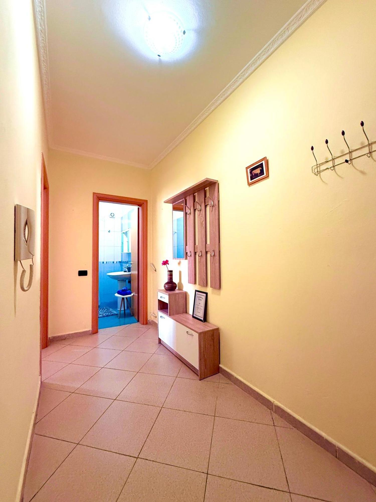 Seaview's Family Flat